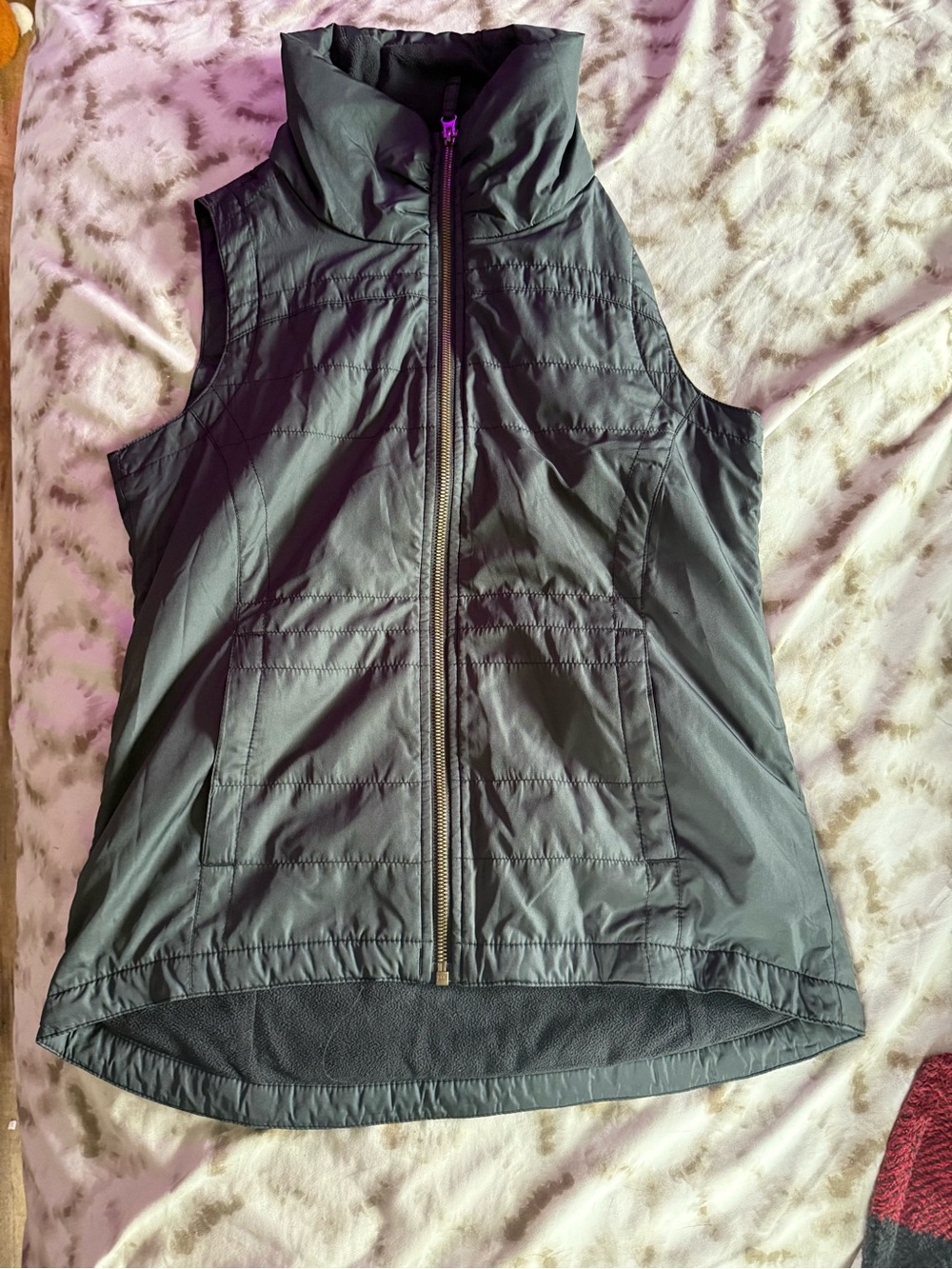 Women's Quilted Vest - Black
